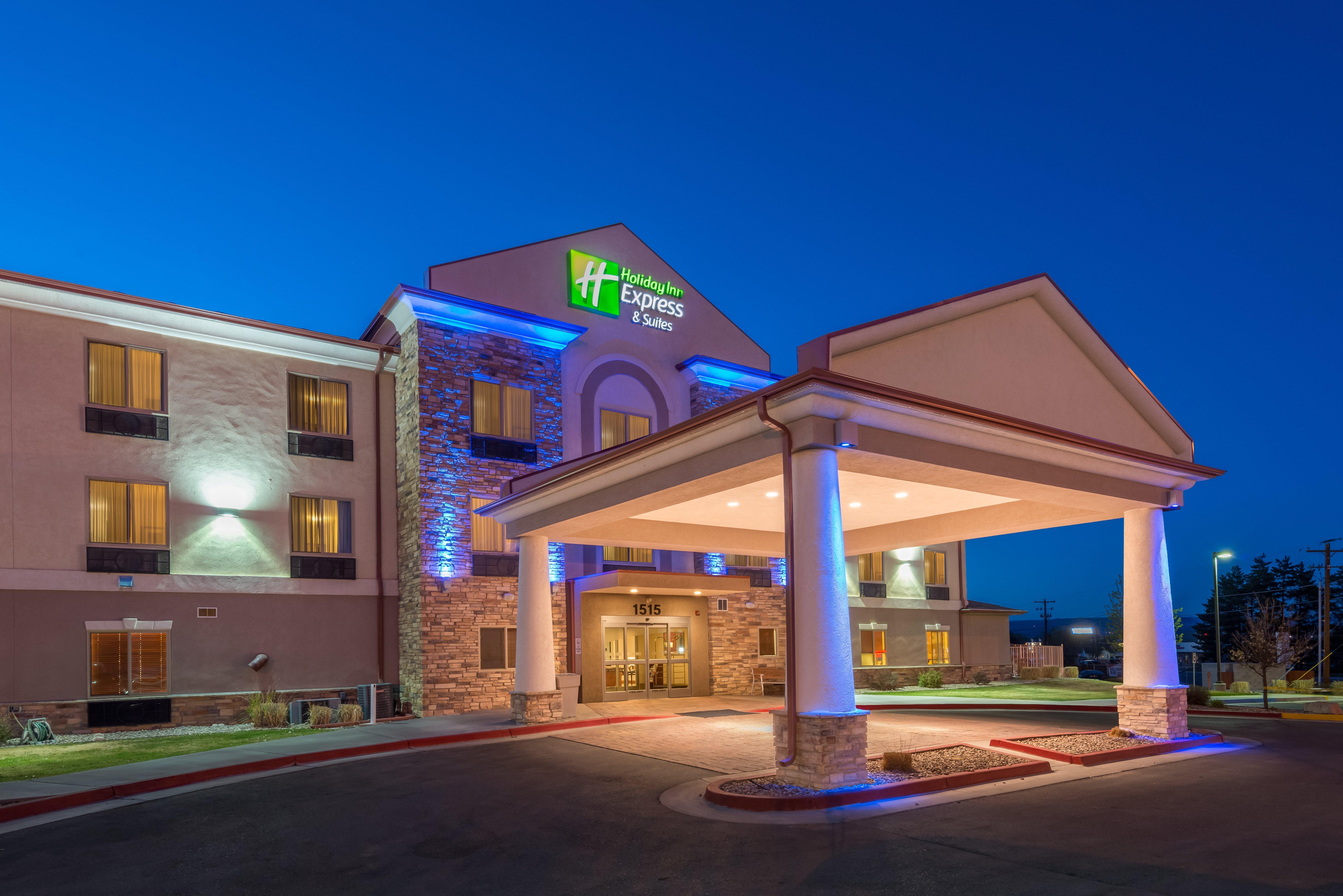 Holiday Inn Express Hotel Vernal By Ihg Bagian luar foto