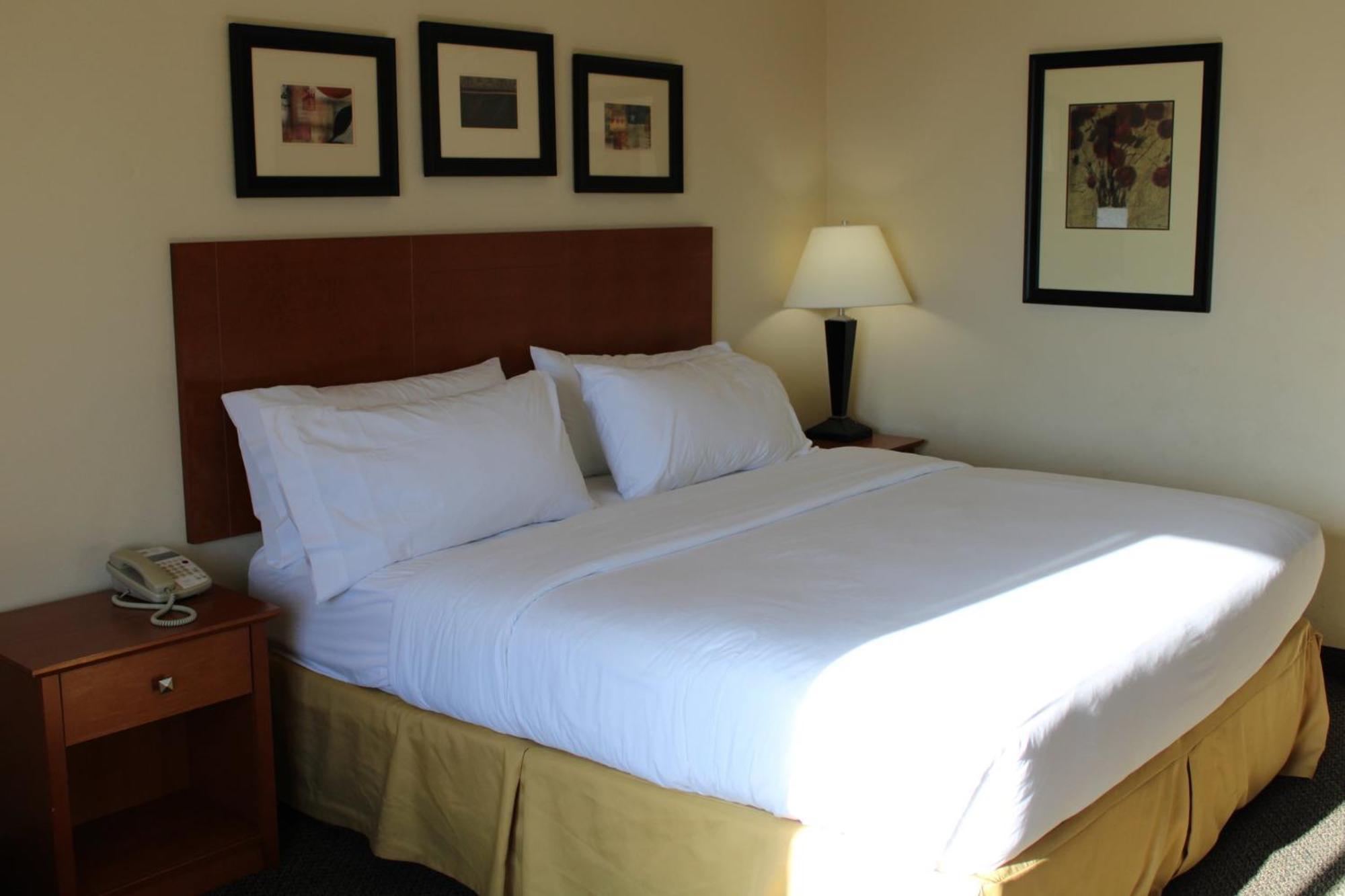 Holiday Inn Express Hotel Vernal By Ihg Bagian luar foto
