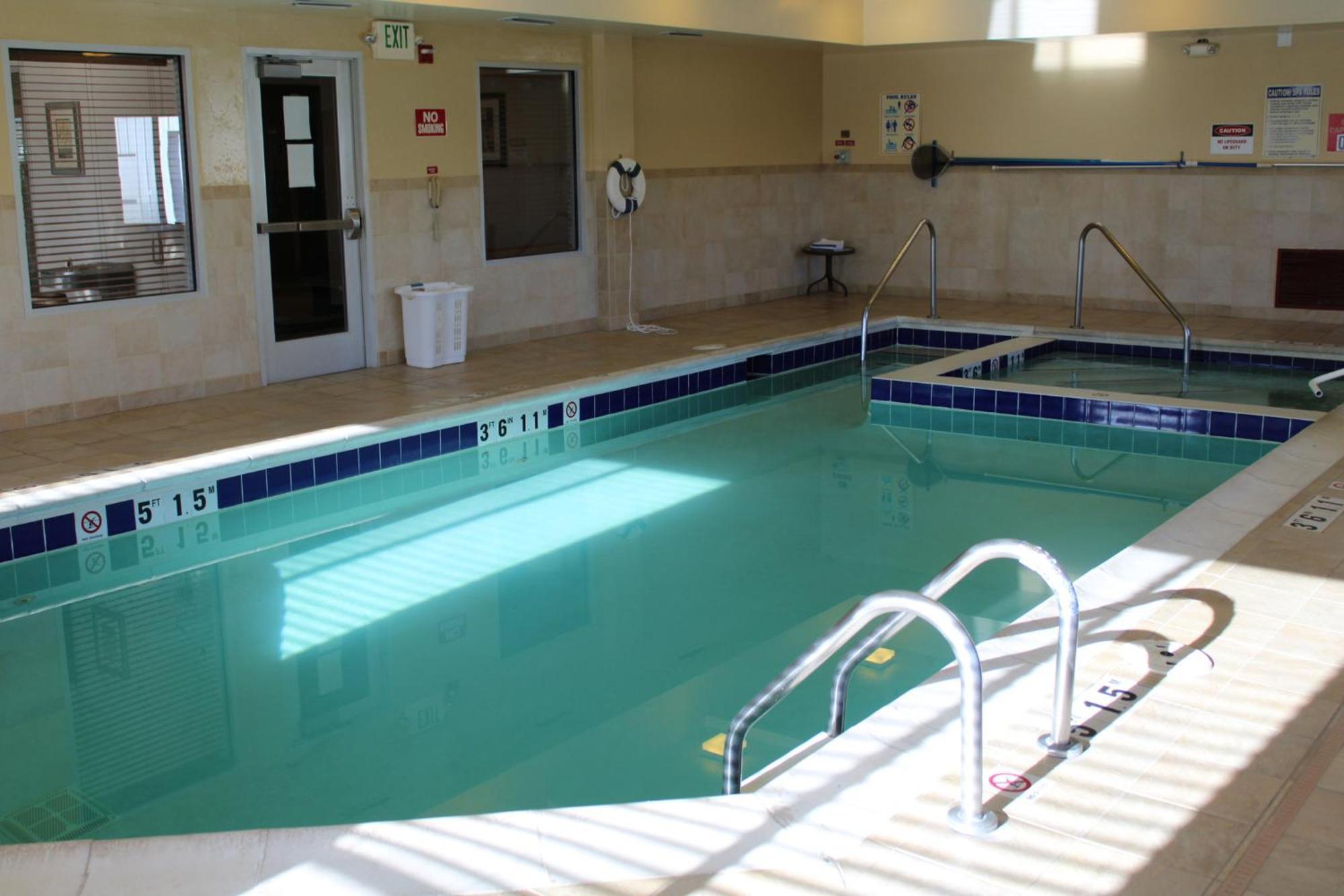 Holiday Inn Express Hotel Vernal By Ihg Bagian luar foto
