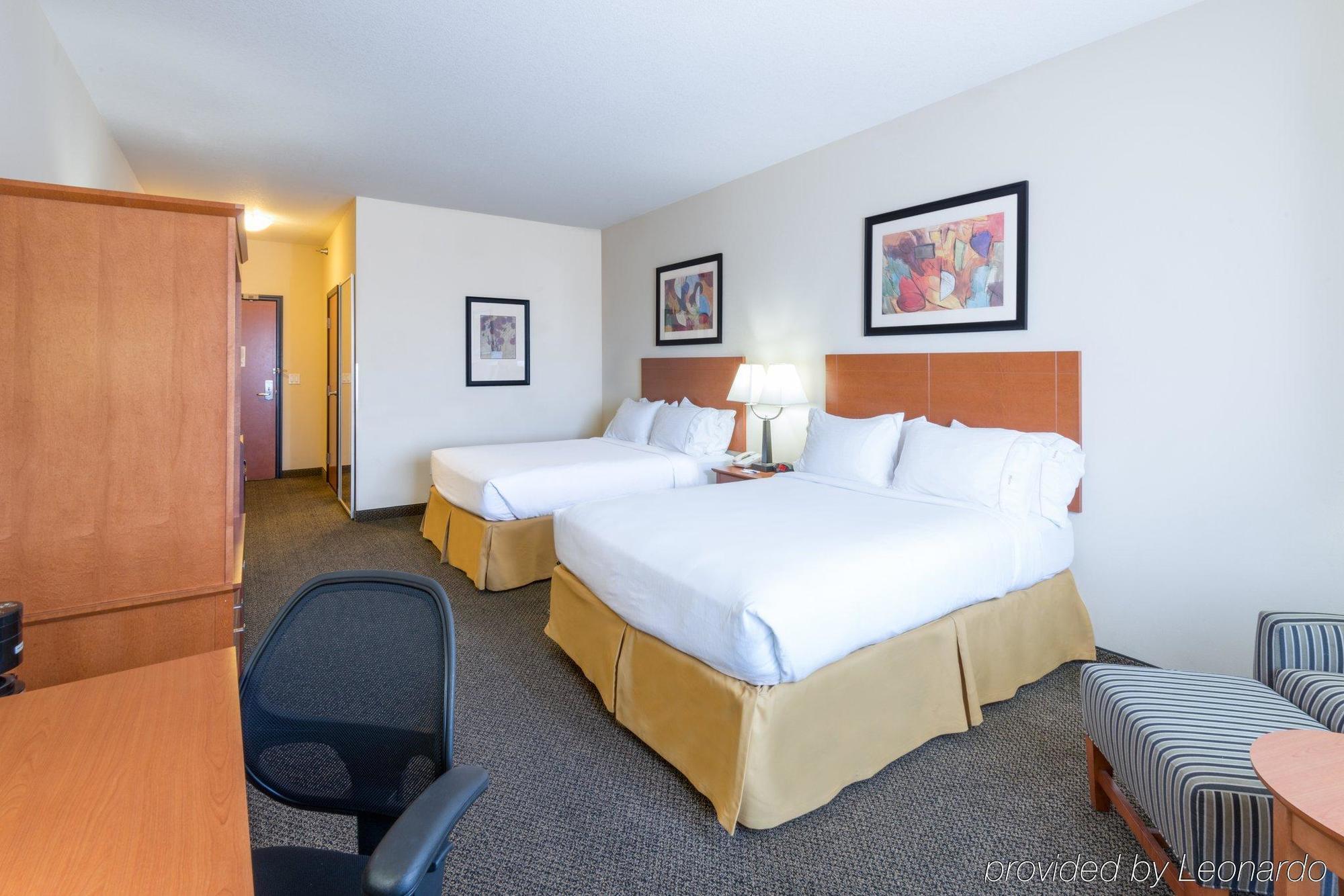 Holiday Inn Express Hotel Vernal By Ihg Bagian luar foto
